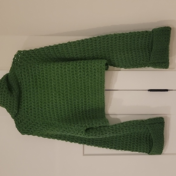 Oversized crop sweater - Picture 2 of 3